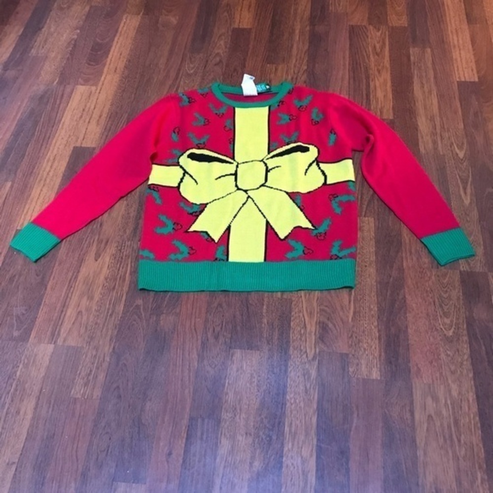 CHRISTMAS SWEATER Forum